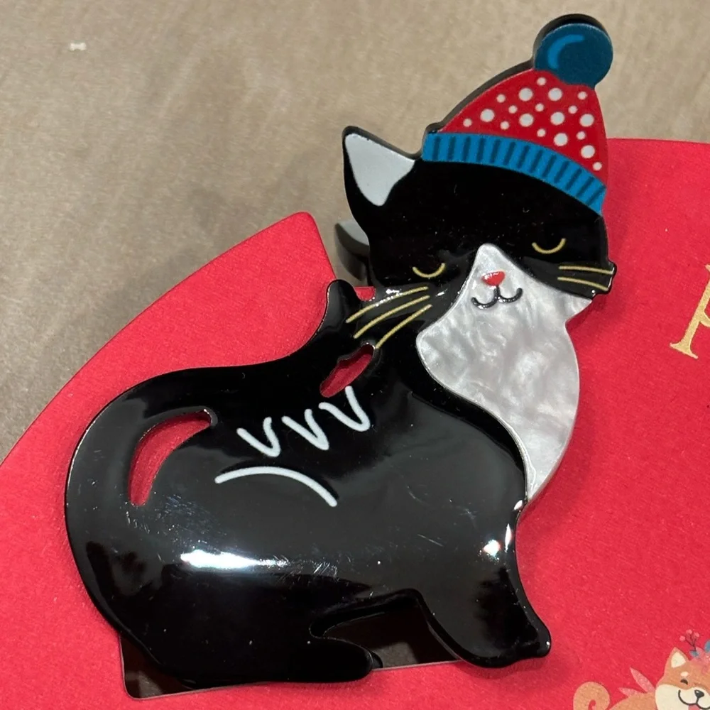 Piper K charming cat